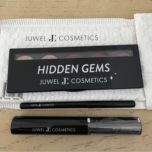 Juwel Cosmetics Eye Trio Hidden Gems, NWT
